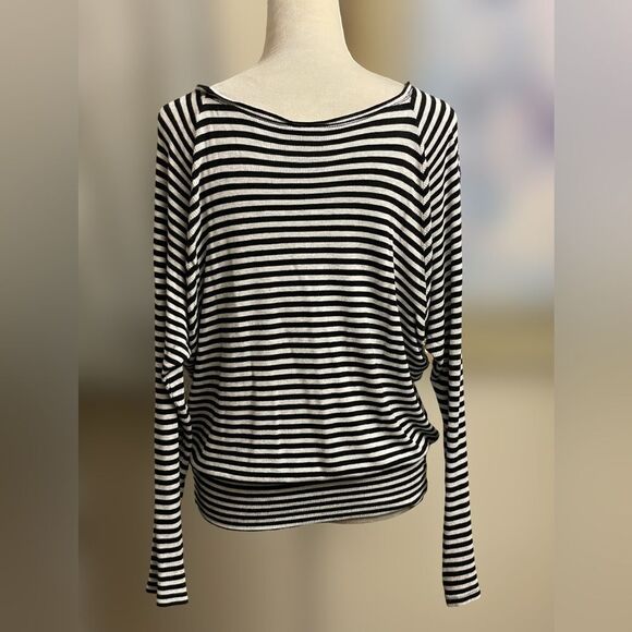Heather by Bordeaux All Day Tee Boat Neck Striped Top w/Cinched Waist (Med - Picture 5 of 10